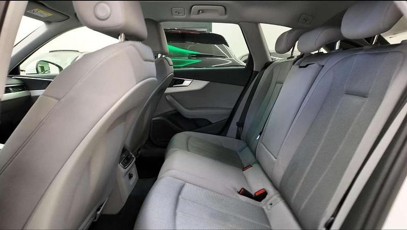 Usata Audi A4 Business 136 CV (100 kW) 2021 Bianco Station wagon