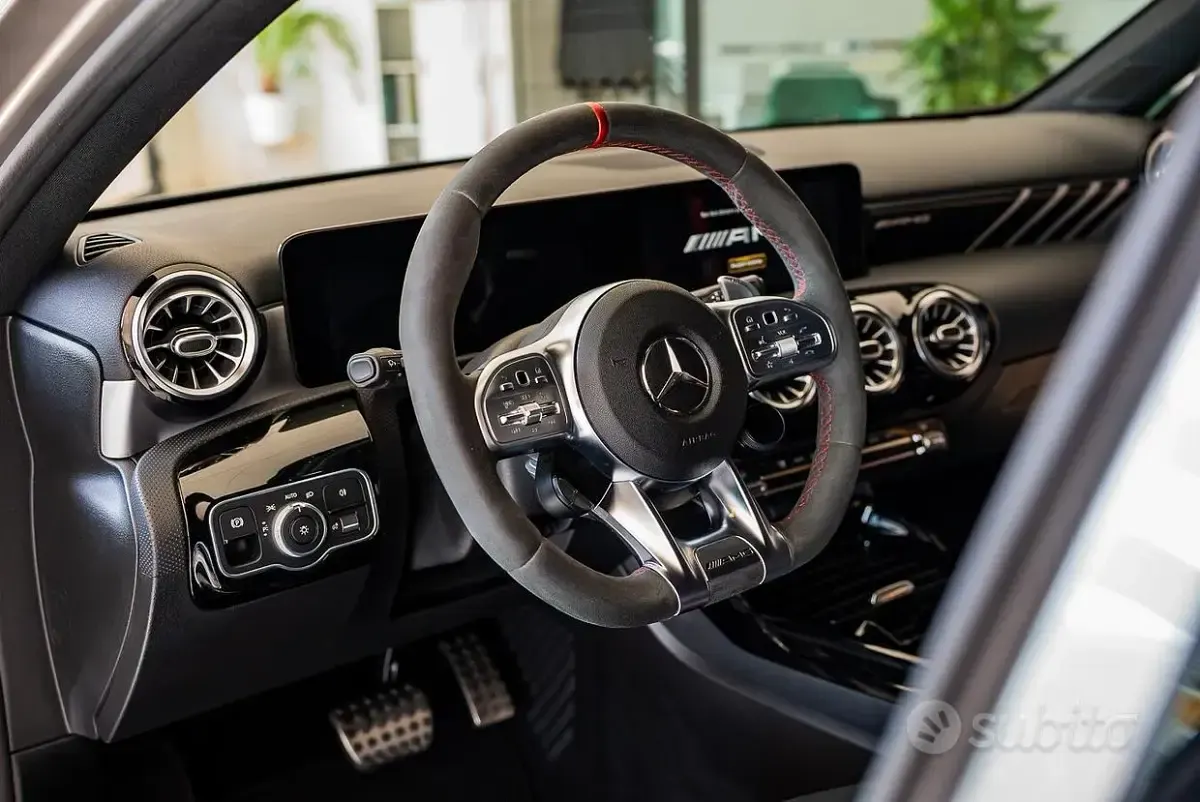 Usata Mercedes A35 AMG AMG 306 CV (225 kW) 2020 Grigio Berlina