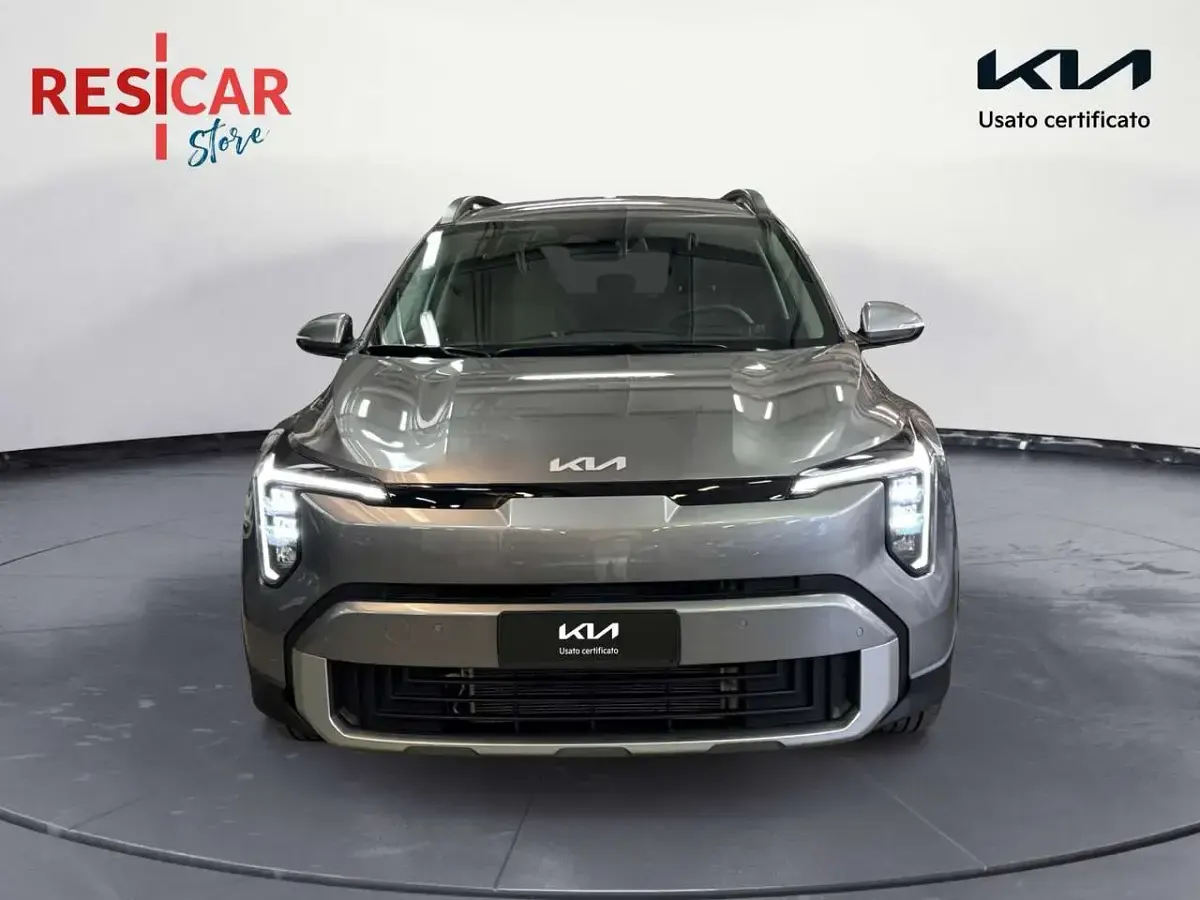 Nuova Kia Stonic Launch Edition 116 CV (85 kW) 2025 (m7g) astro grey m SUV