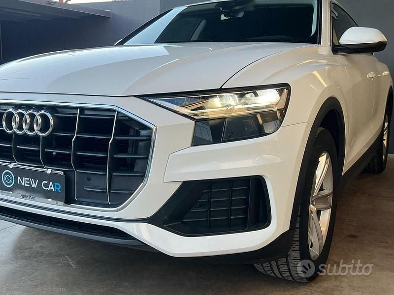 Usata Audi Q8 286 CV (210 kW) 2021 Bianco SUV