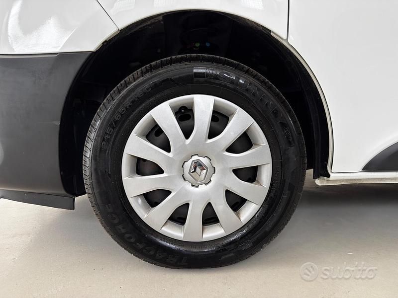 Usata Renault Trafic Zen 120 CV (88 kW) 2021 Bianco Monovolume