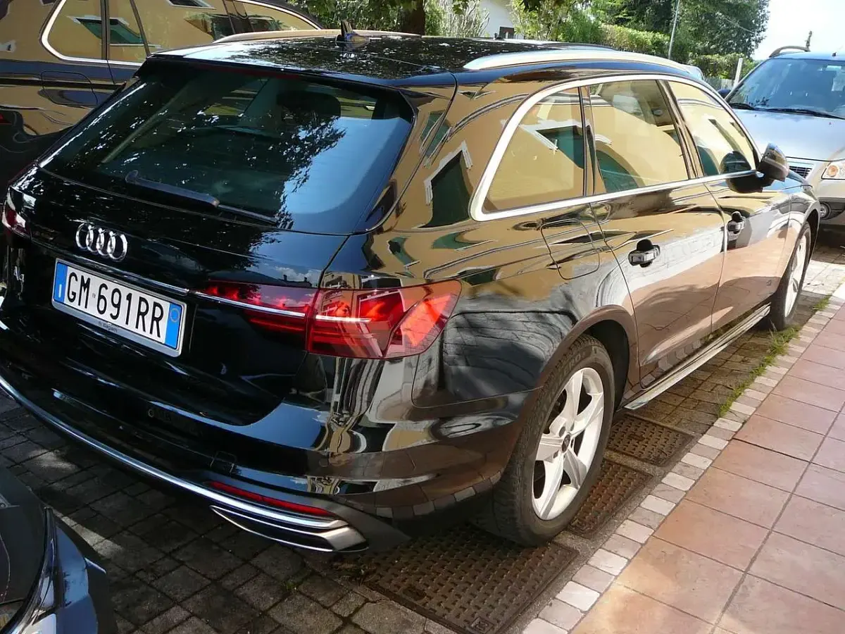 Usata Audi A4 Advanced Plus 163 CV (119 kW) 2023 Nero Station wagon
