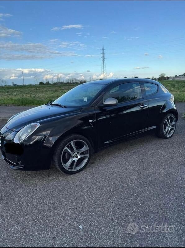 Usata Alfa Romeo MiTo 70 CV (51 kW) 2015 Nero Utilitaria
