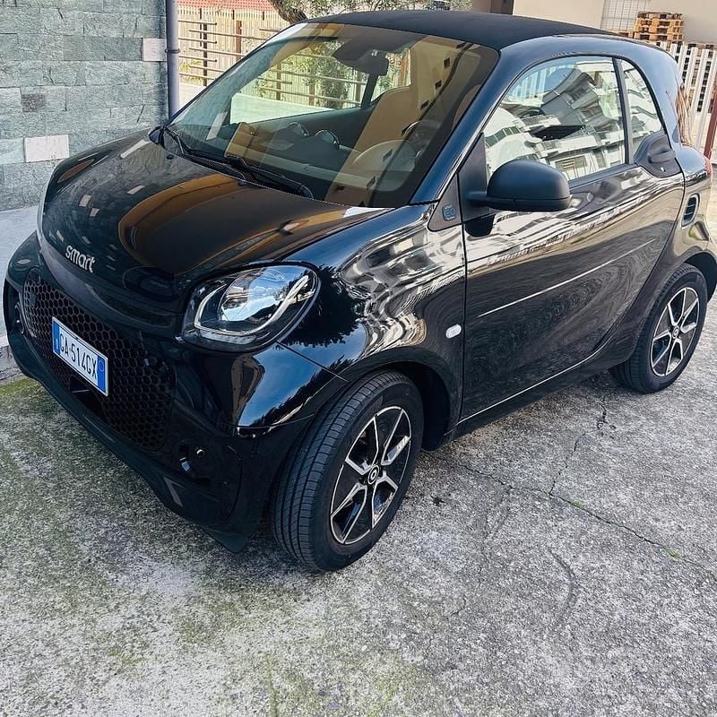 Nero Usata 2020 Smart ForTwo Coupé Utilitaria | 12.000 € - Immagine 1/4