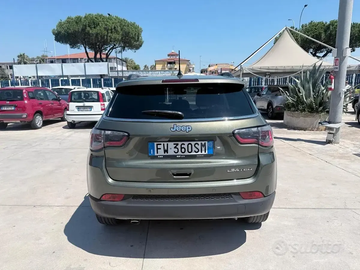 Usata Jeep Compass Limited 120 CV (88 kW) 2019 Verde SUV