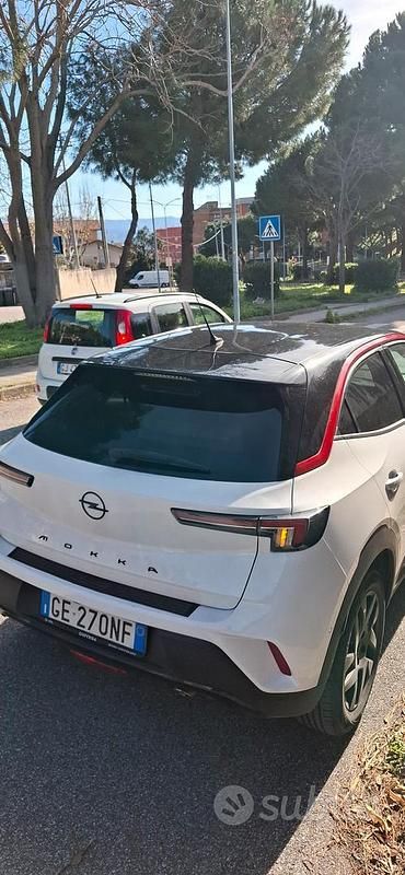 Usata Opel Mokka 110 CV (80 kW) 2021 Bianco SUV