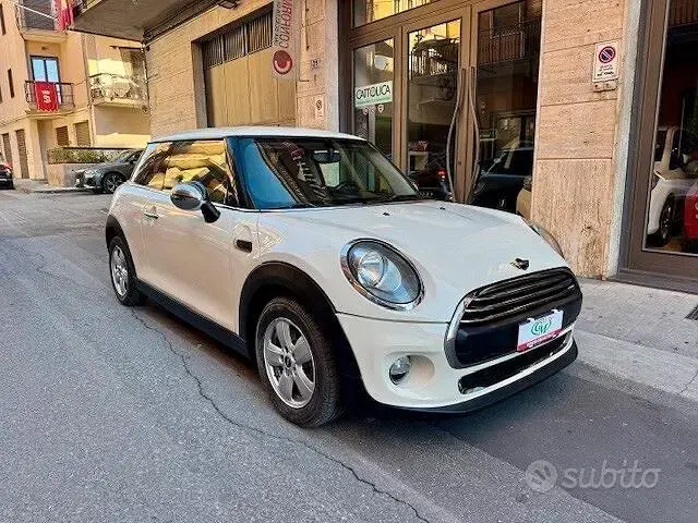Usata Mini Cooper 95 CV (69 kW) 2016 Bianco Utilitaria