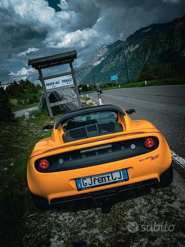 Usata Lotus Elise 243 CV (178 kW) 2022 Giallo Cabrio