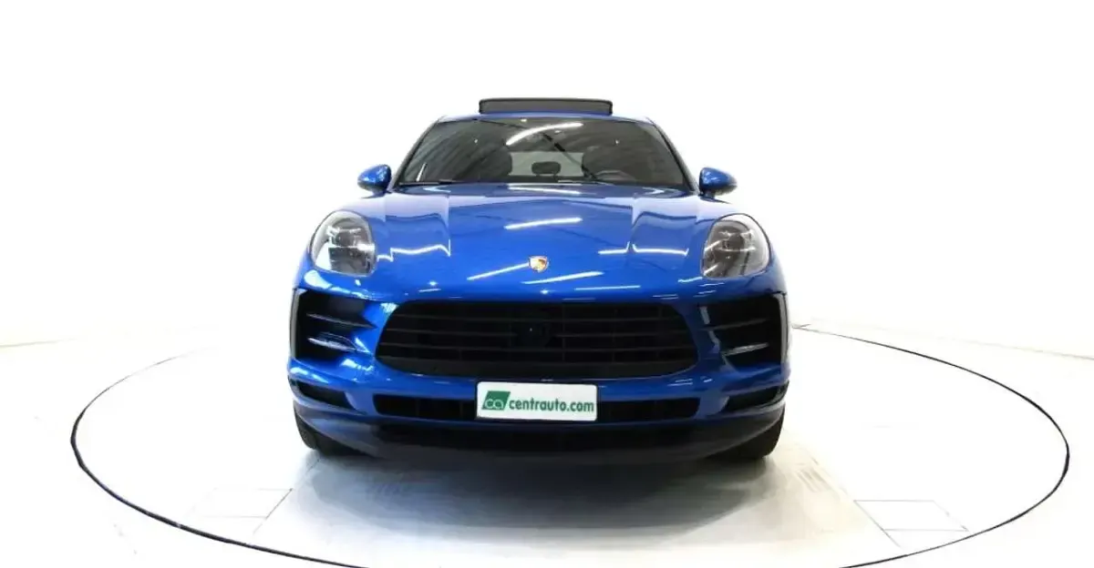 Usata Porsche Macan 245 CV (180 kW) 2020 Blu zaffiro SUV