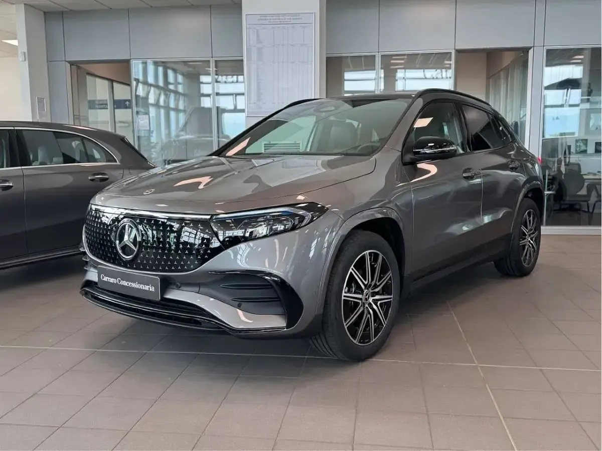 Nuova Mercedes EQA250+ 2026 Grigio montagna SUV