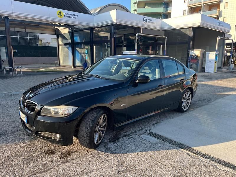 Usata BMW 320 2009 Nero Berlina