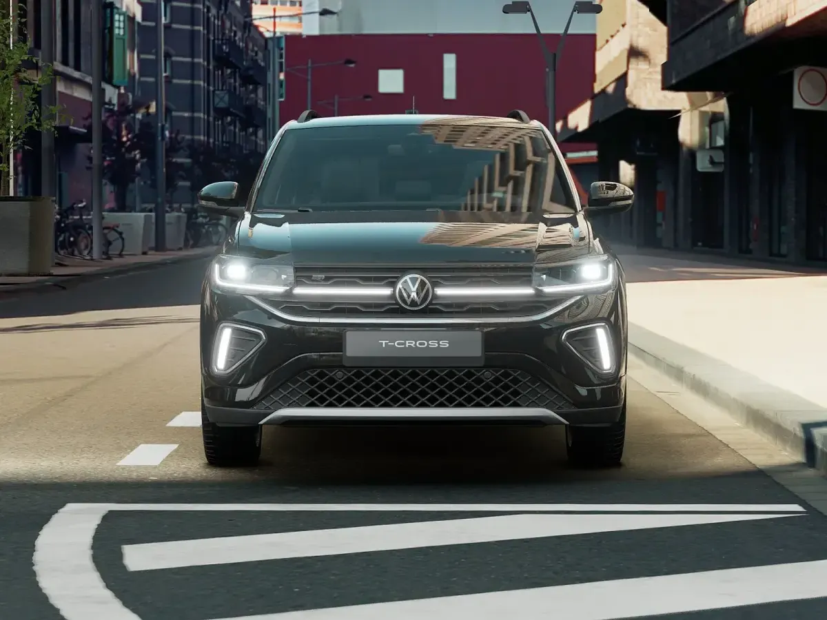 Neu VW T-Cross R-line Plus 115 PS (84 kW) 2026 Schwarz SUV