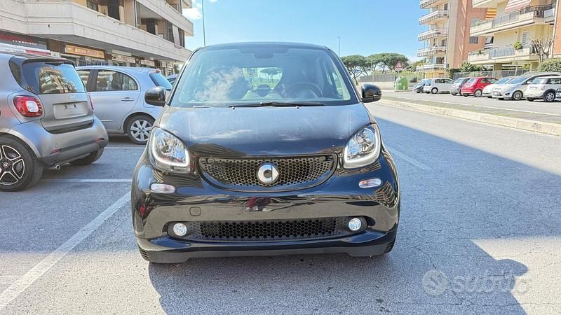 Usata Smart ForTwo Coupé Prime 90 CV (66 kW) 2019 Nero Coupé