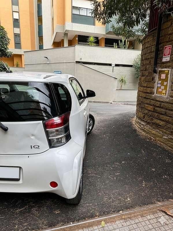 Usata Toyota iQ 68 CV (50 kW) 2009 Utilitaria