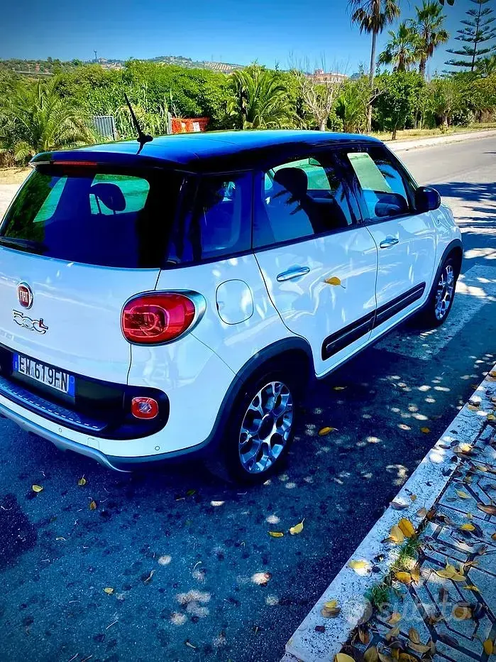 Usata Fiat 500L Trekking 85 CV (62 kW) 2015 Bianco Monovolume