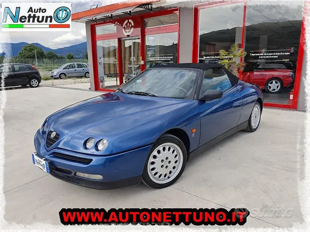Usata Alfa Romeo Spider Lusso 150 CV (110 kW) 1995 Bluazzurro Cabrio