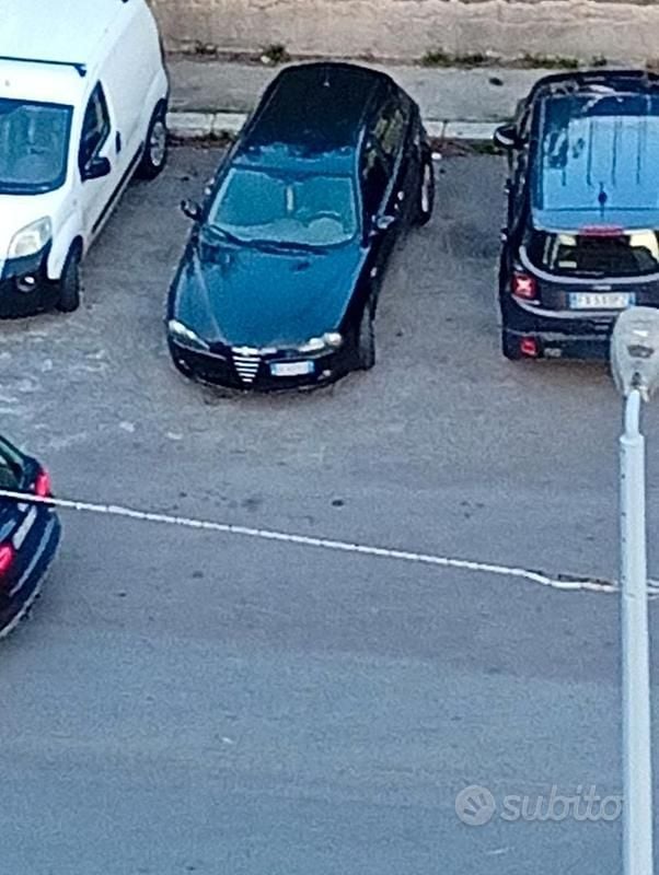 Nero Usata 2007 Alfa Romeo 147 Due volumi | 700 € (Super prezzo) - Immagine 1/4