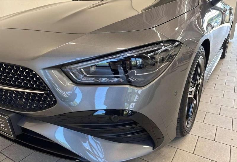 Usata Mercedes CLA220 Premium 190 CV (139 kW) 2024 Grigio Berlina
