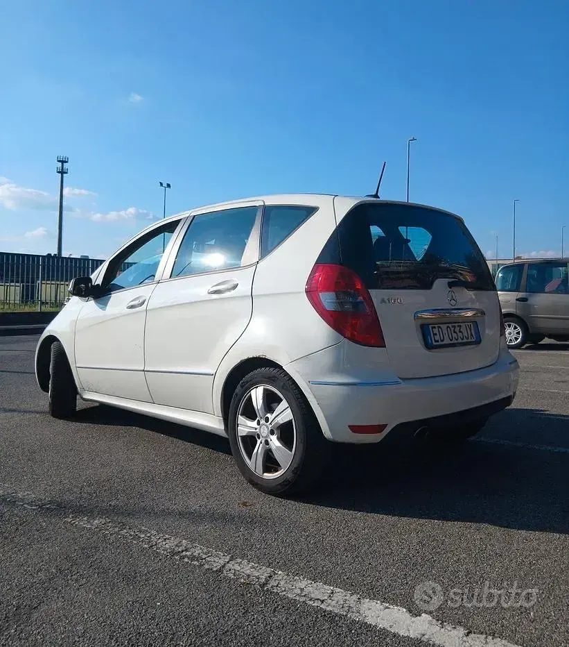 Usata Mercedes A160 95 CV (69 kW) 2010 Bianco Berlina