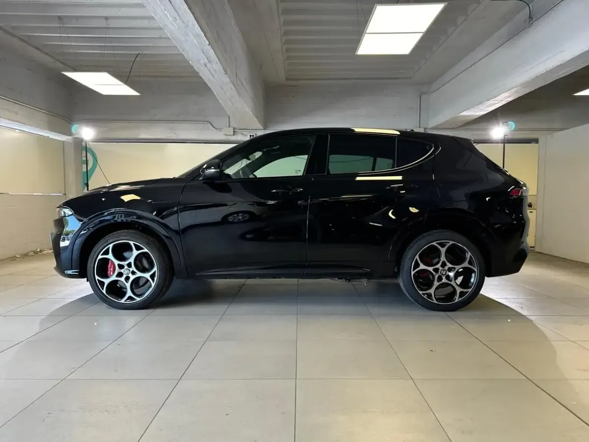 Nuova Alfa Romeo Tonale Veloce 280 CV (205 kW) 2025 Nero SUV