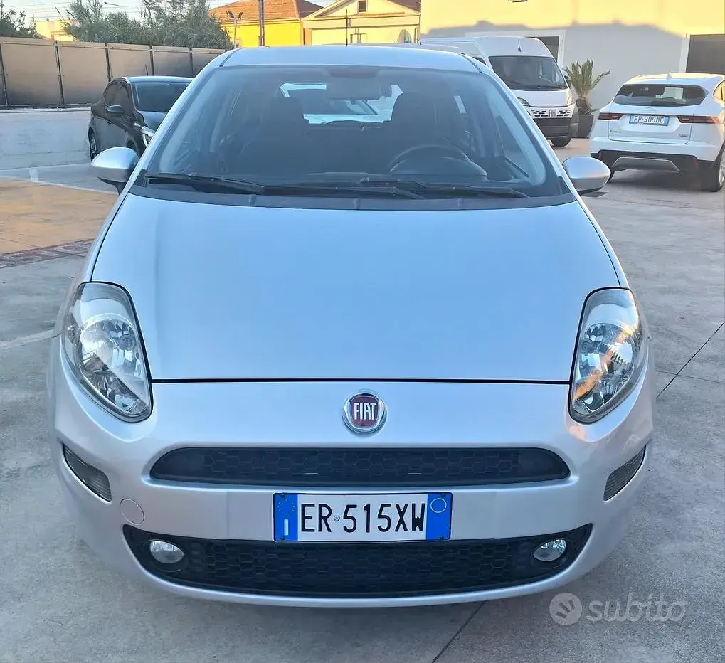 Usata Fiat Grande Punto 95 CV (69 kW) 2013 Utilitaria