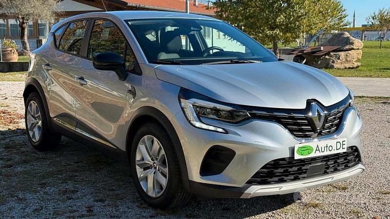 Usata Renault Captur Zen 91 CV (66 kW) 2021 Grigio SUV