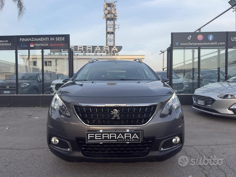 Usata Peugeot 2008 Allure 75 CV (55 kW) 2017 Grigio SUV