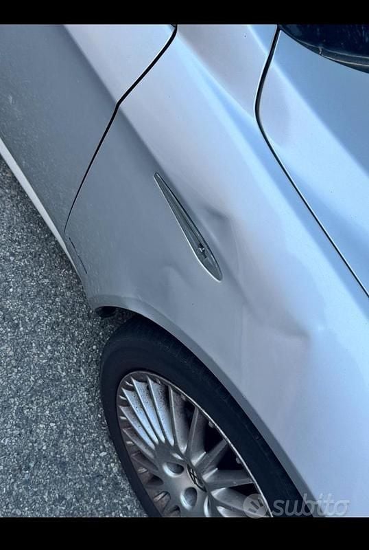 Usata Alfa Romeo 159 150 CV (110 kW) 2009 Grigio Berlina