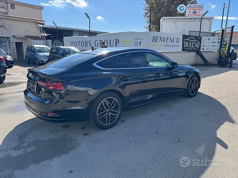 Begagnad Audi A5 Sport 190 HK (139 kW) 2018 Svart Sportkupé