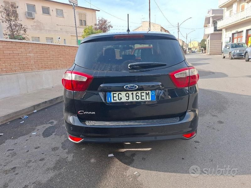 Usata Ford C-MAX 115 CV (84 kW) 2011 Monovolume