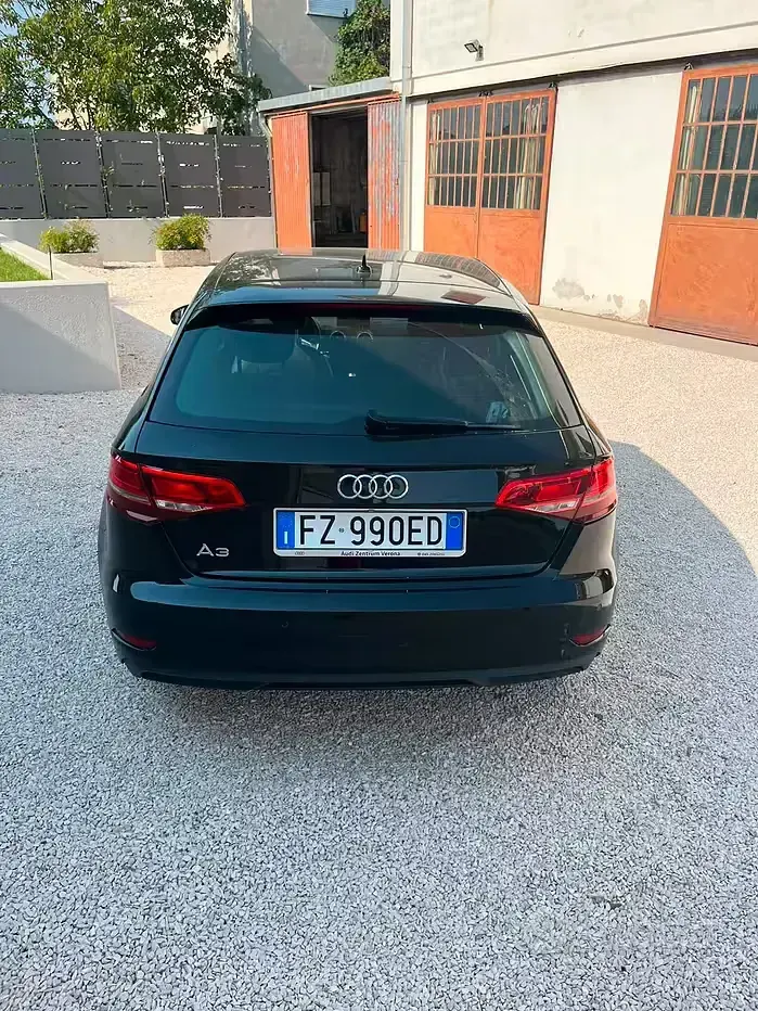 Usata Audi A3 131 CV (96 kW) 2020 Grigio Berlina
