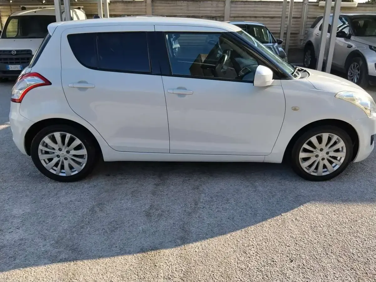 Usata Suzuki Swift GL 90 CV (66 kW) 2010 Other Utilitaria