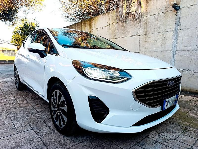 Usata Ford Fiesta Titanium 75 CV (55 kW) 2023 Bianco Utilitaria