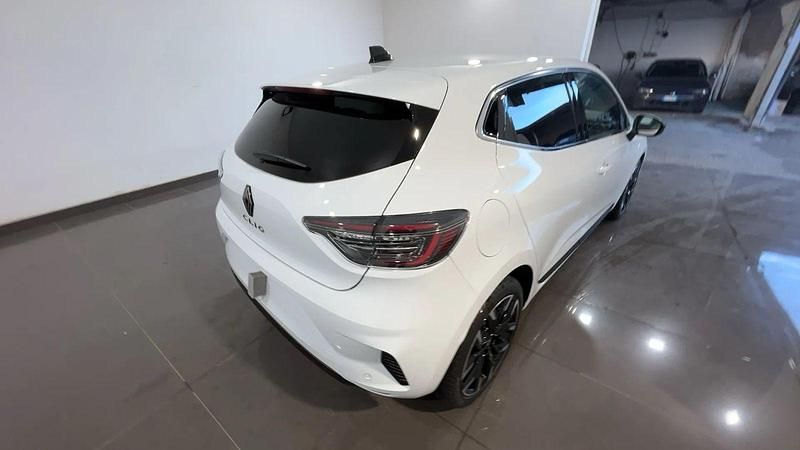 Nieuw Renault Clio V Techno 101 PK (74 kW) 2025 Wit Sedan