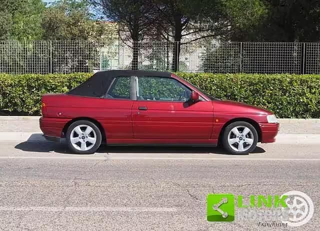 Usata Ford Escort Cabriolet 102 CV (75 kW) 1992 Rosso Cabrio