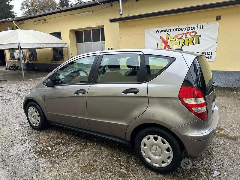 Usata Mercedes A150 Avantgarde 95 CV (69 kW) 2006 Grigio Berlina