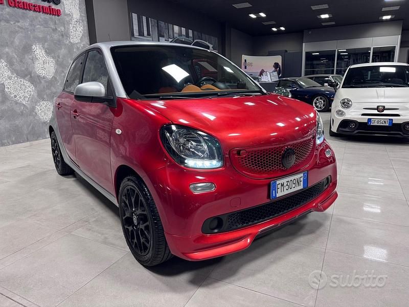 Usata Smart ForFour Brabus 70 CV (51 kW) 2018 Rosso Utilitaria