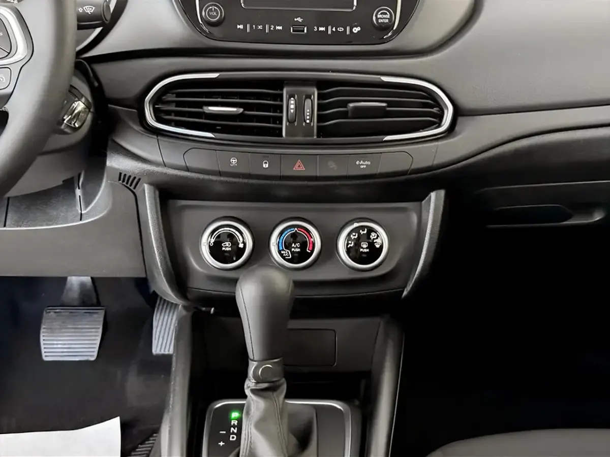 Usata Fiat Tipo 130 CV (95 kW) 2025 Blu Utilitaria