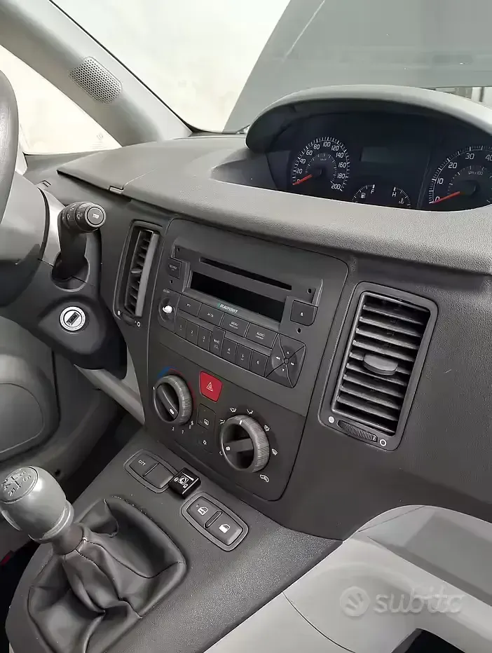 Usata Fiat Idea 95 CV (69 kW) 2004 Monovolume