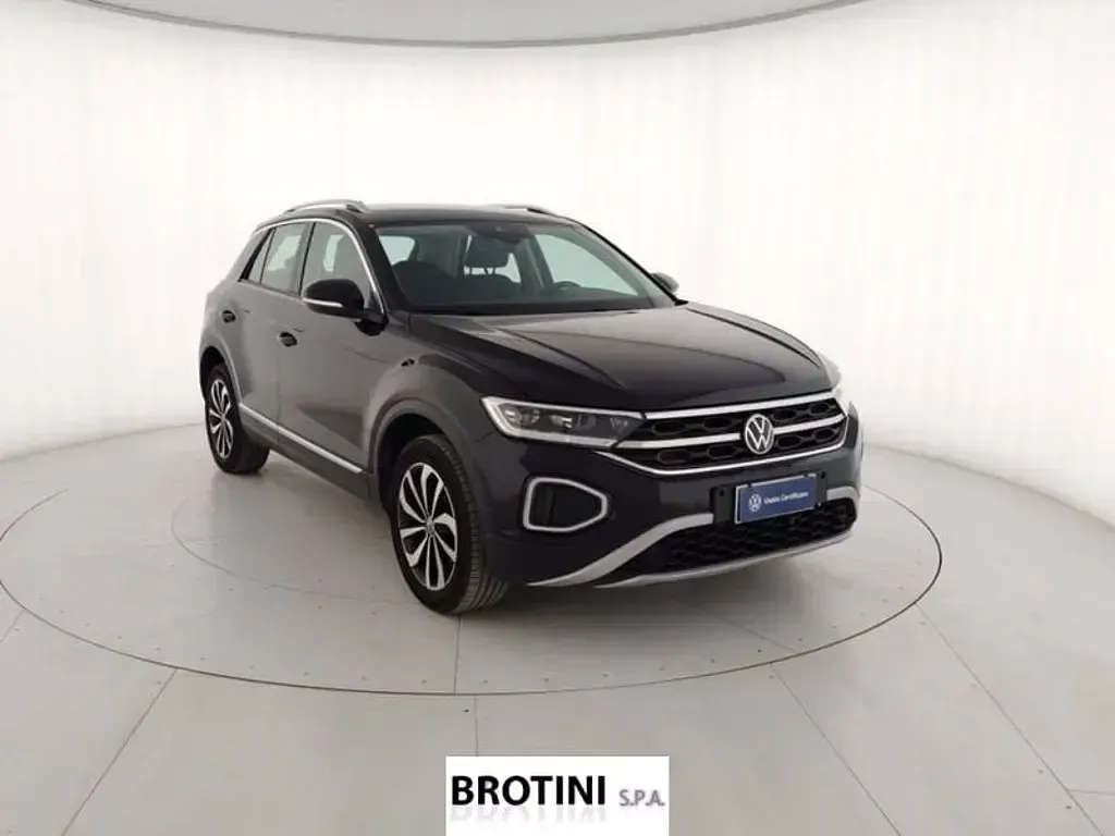 Usata VW T-Roc Style 150 CV (110 kW) 2023 Nero metallizzato SUV