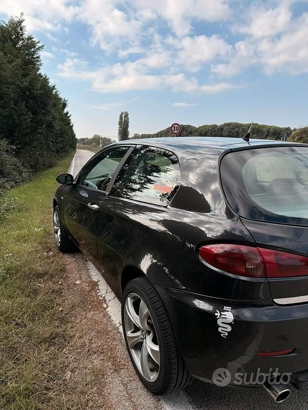 Usata Alfa Romeo 147 2005 Nero Utilitaria