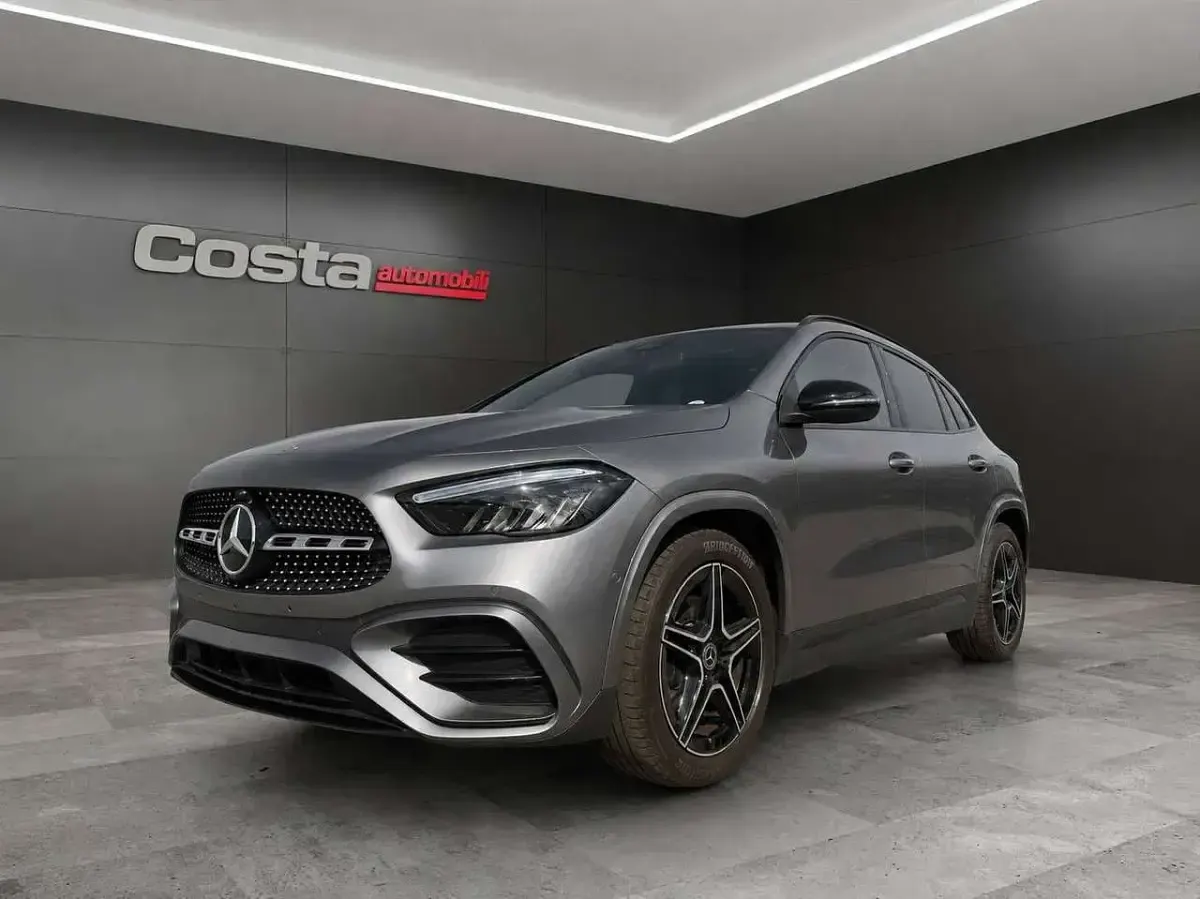Usata Mercedes GLA200 Advanced Plus 150 CV (110 kW) 2025 Grigio SUV