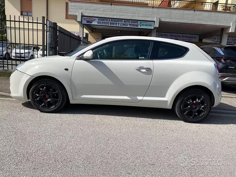 Usata Alfa Romeo MiTo 78 CV (57 kW) 2016 Bianco Utilitaria