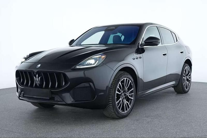 Begagnad Maserati Grecale GT 300 HK (220 kW) 2023 Svart SUV