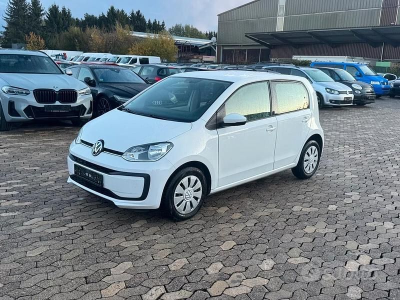 Usata VW up! Move 60 CV (44 kW) 2018 Bianco Utilitaria
