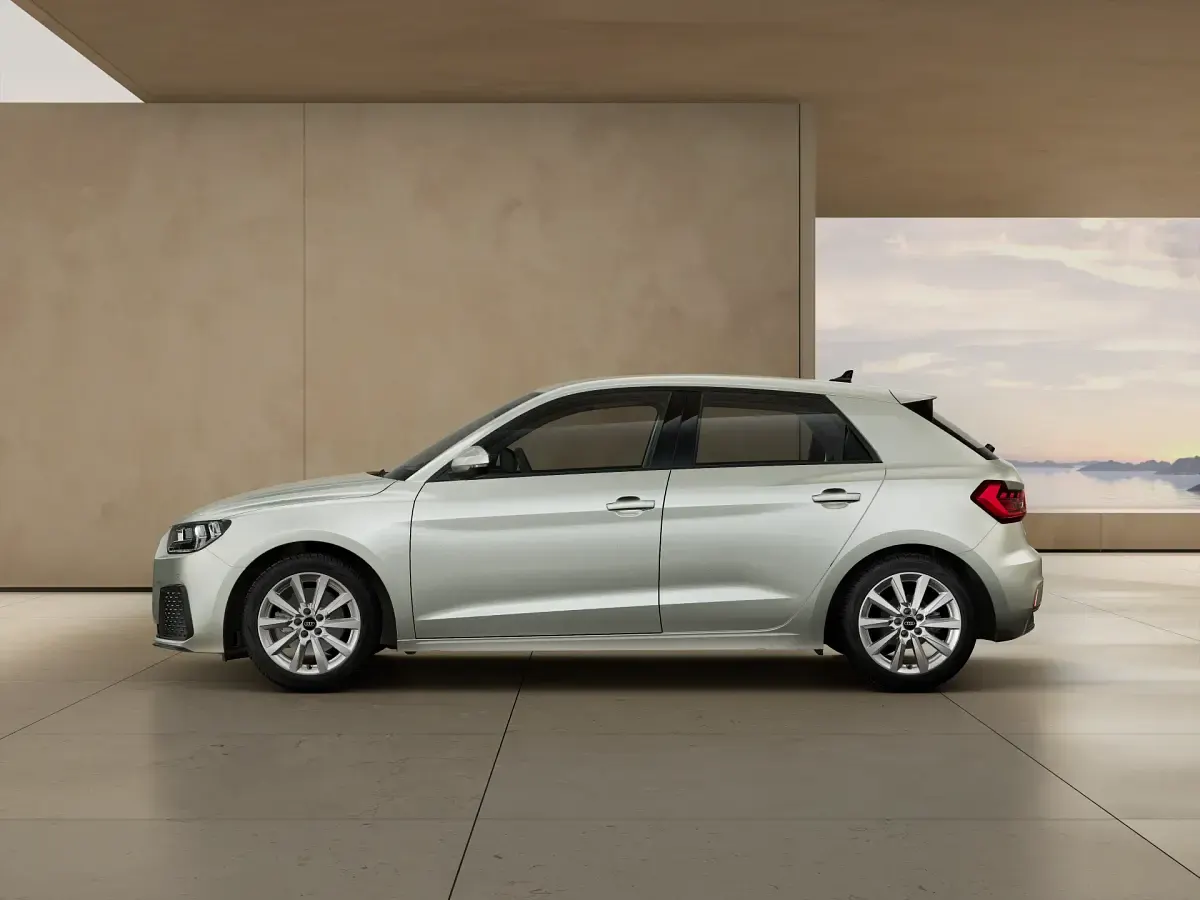 Nuova Audi A1 Sportback Business 116 CV (85 kW) 2026 Argento rugiada metallizzato Utilitaria