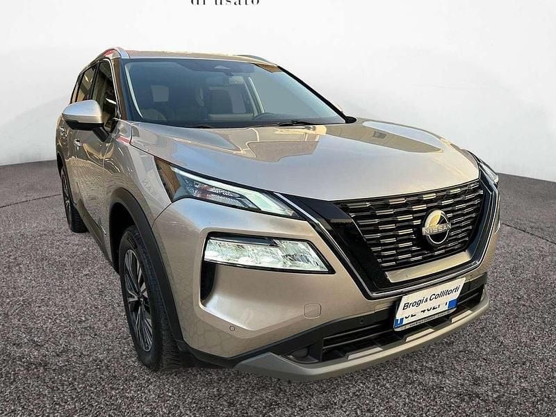 Beige Usata 2022 Nissan X-Trail N-Connecta SUV | 28.900 € (Buon prezzo) - Immagine 1/4