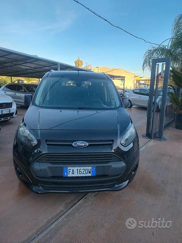 Nero Usata 2016 Ford Tourneo Connect Monovolume | 10.500 € - Immagine 1/4
