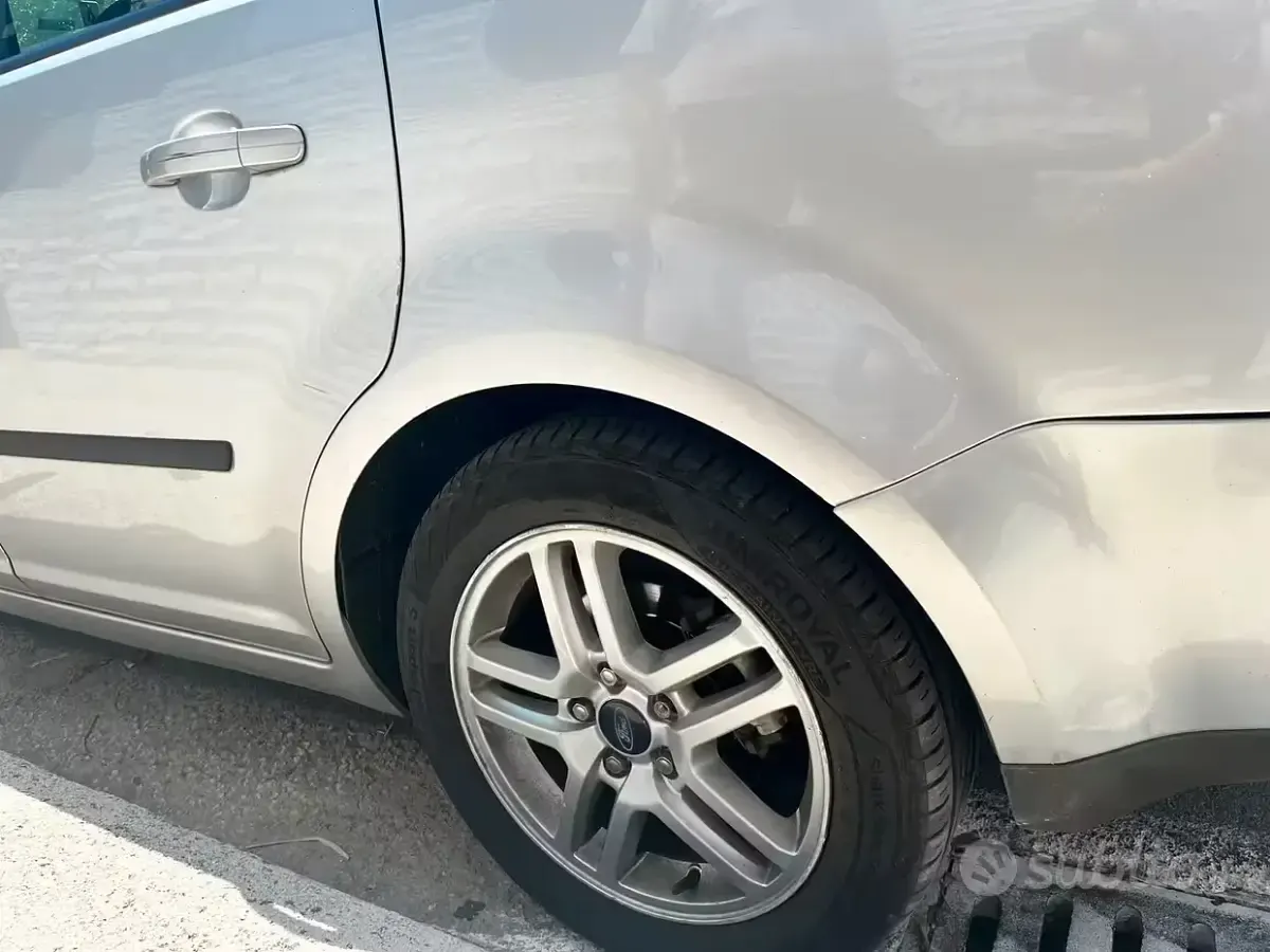 Usata Ford C-MAX 2004 Grigio Monovolume
