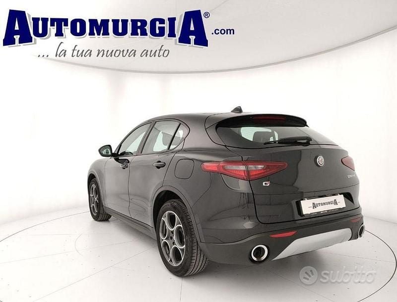 Usata Alfa Romeo Stelvio Executive 210 CV (154 kW) 2019 Nero SUV